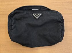 Handtasche__Prada__schwarz__klein__stark_gebr..JPG