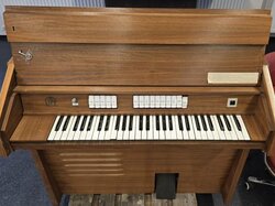  E-Orgel__Marke_Lipp.JPG