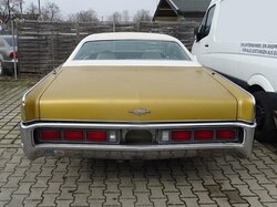 Lincoln__Continental__Heckansicht.JPG