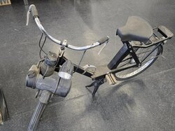  motorisiertes_Fahrrad__Sinfac__Velosolex.JPG