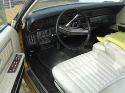 Lincoln__Continental__Innenraum.JPG
