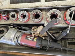 Gewindeschneidemaschine__Rigid690__m._Zub.__in_Koffer.JPG