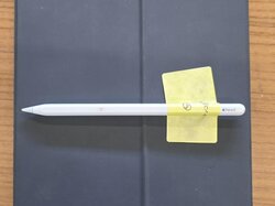 Apple__iPad_Pro__A2759__2022__m._Apple_Pencil_u._Hülle.JPG