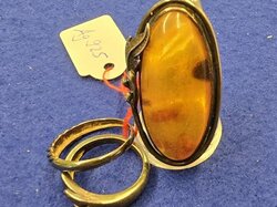  Ring__AG_925__mit_Besatz_Bernstein.JPG