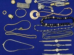  Modeschmuck__1_.JPG