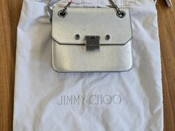 Handtasche__Jimmy_Choo__silberf.__m._Staubbeutel.JPG