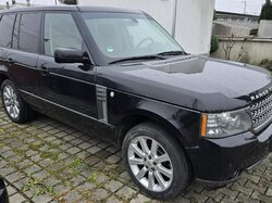  Land_Rover_Range_Rover_Seitenansicht.JPG
