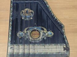 Zither__Imperial__schwarz__restaurierungsbedürftig.JPG