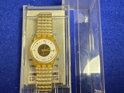 DAU__Swatch_Swiss__Quarz__in_Box..JPG