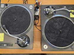  Technics_Quarz_Direct_Drive_Turn-Table-System.JPG