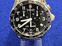  Armbanduhr_Victorinox.JPG