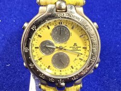  Armbanduhr_Jacques_Lemans_gelbes_Band.JPG