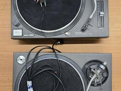  Plattenspieler_Technics_Quartz.JPG
