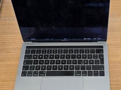 Apple__MacBook_Pro__A1706__2016.JPG