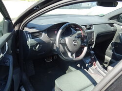  Skoda_Octavia_RS__Innenraum.JPG