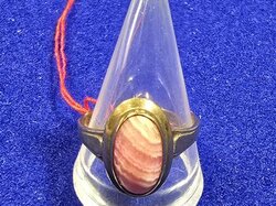  Ring__8_K_GG_mit_roten_Farbsteinbesatz.JPG
