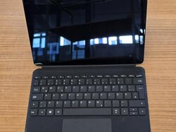 Microsoft__Surface_Go__128_GB__2022__schwarz__m._Tastatur.JPG