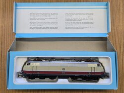 Modelleisenbahn__Märklin_E03__3053__in_Karton.JPG
