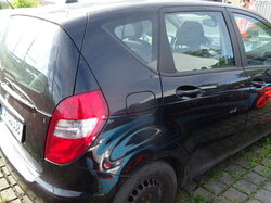 Mercedes_A-Klasse_Heck-_Seitenansicht.JPG