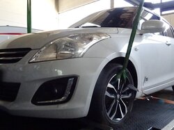  Suzuki_Swift__Frontansicht.JPG