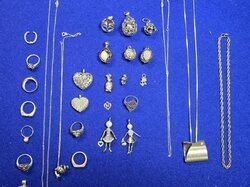  Position_Modeschmuck__5_.JPG
