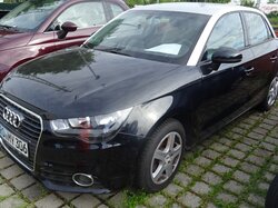 Audi_A1_Front-_Seitenansicht.JPG