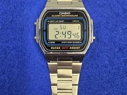  Armbanduhr_Casio__silberfarben.JPG