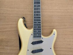  E-Gitarre___Ibanez____L860229.JPG