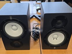  Standboxen__Yamaha__mit_Ständer.JPG