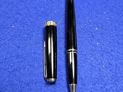  Kugelschreiber__Mont_Blanc__m._Gravur.JPG