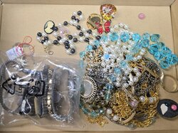 Pos._Modeschmuck.JPG