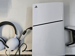  Sony__Playstation_5__m._Laufwerk__m._Headset__Kabel_u._Controller.JPG